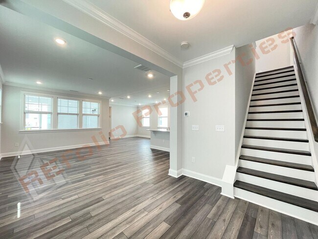 Building Photo - 105 Moraine Ct
