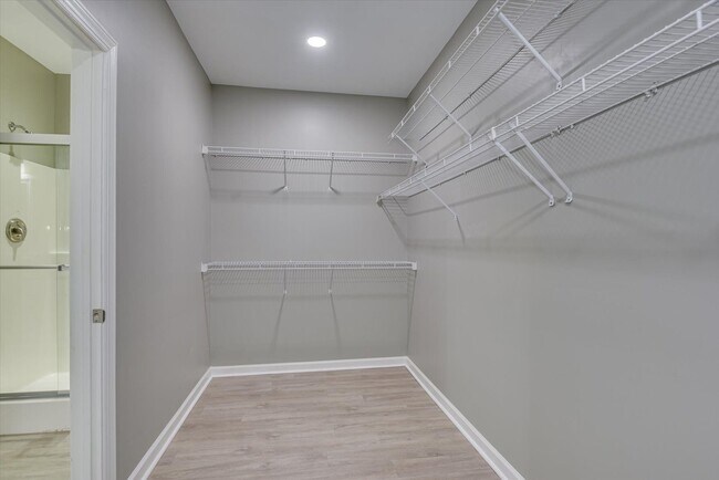 Building Photo - 4604 Brittany Dr