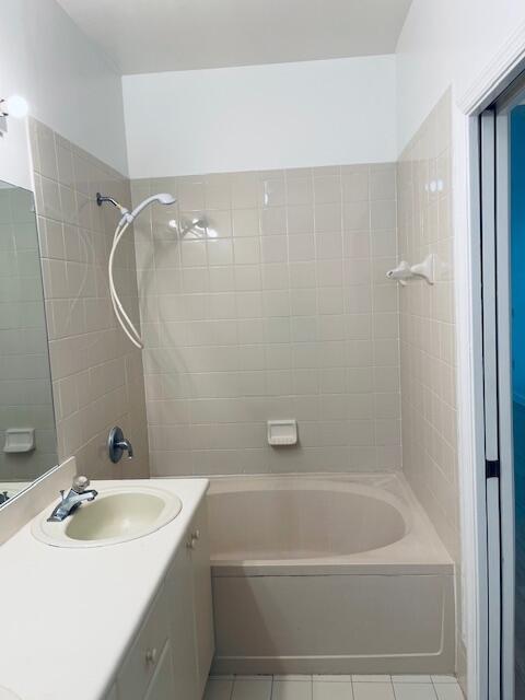 Building Photo - 2030 Shoma Dr