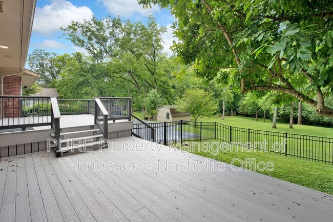 Building Photo - 6541 Jocelyn Hollow Rd