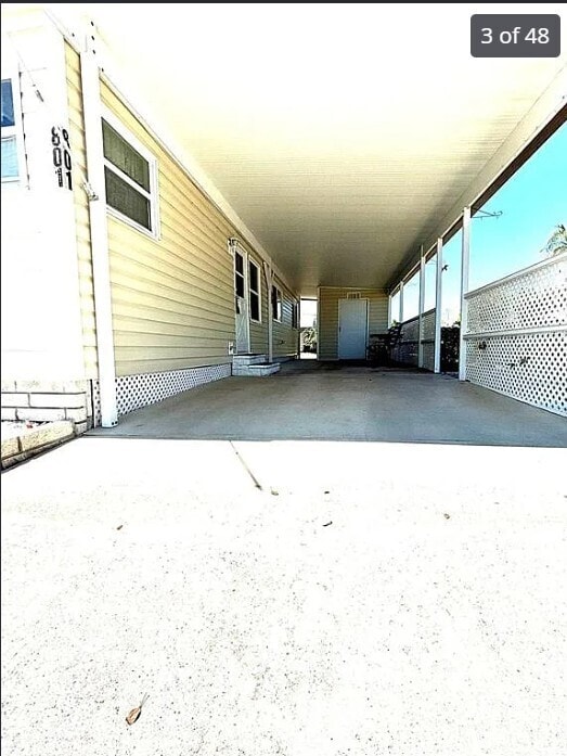 Building Photo - Home For Rent in Palm Hill!