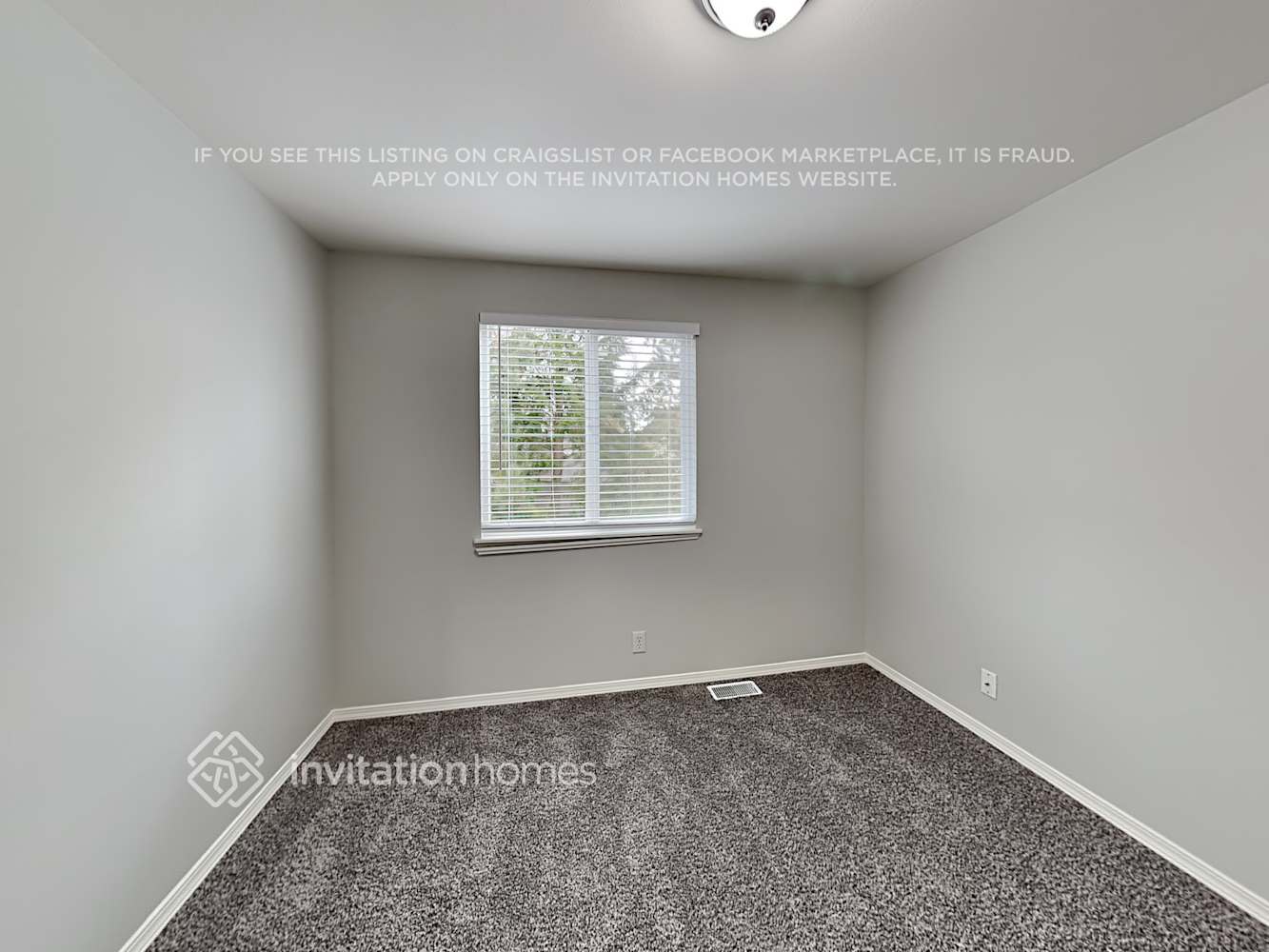 Building Photo - 15630 Canby Dr