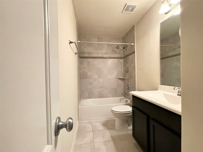 Building Photo - 3010 Overbrook Meadow Ln