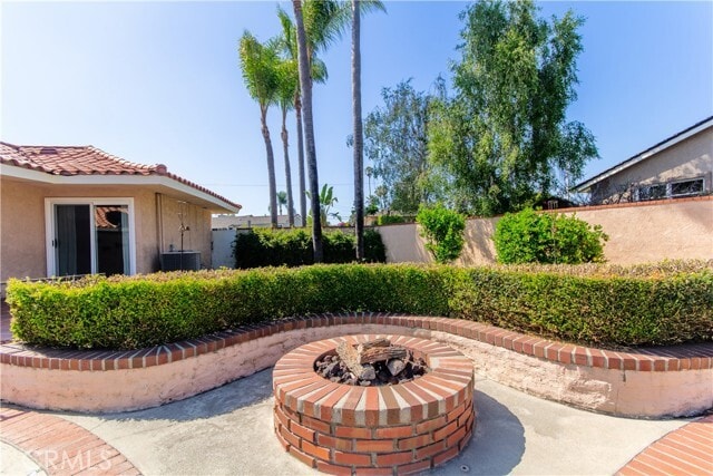 Building Photo - 1100 Wardman Dr
