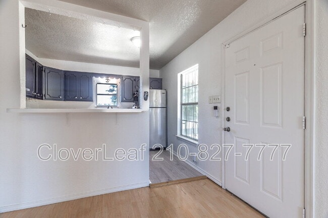 Building Photo - 317 Kashmuir Pl