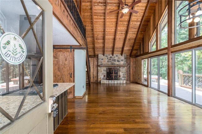 Building Photo - 771 Little Hendricks Mountain Rd