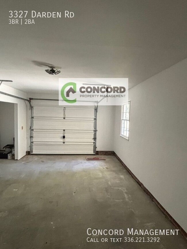 Building Photo - 3327 Darden Rd
