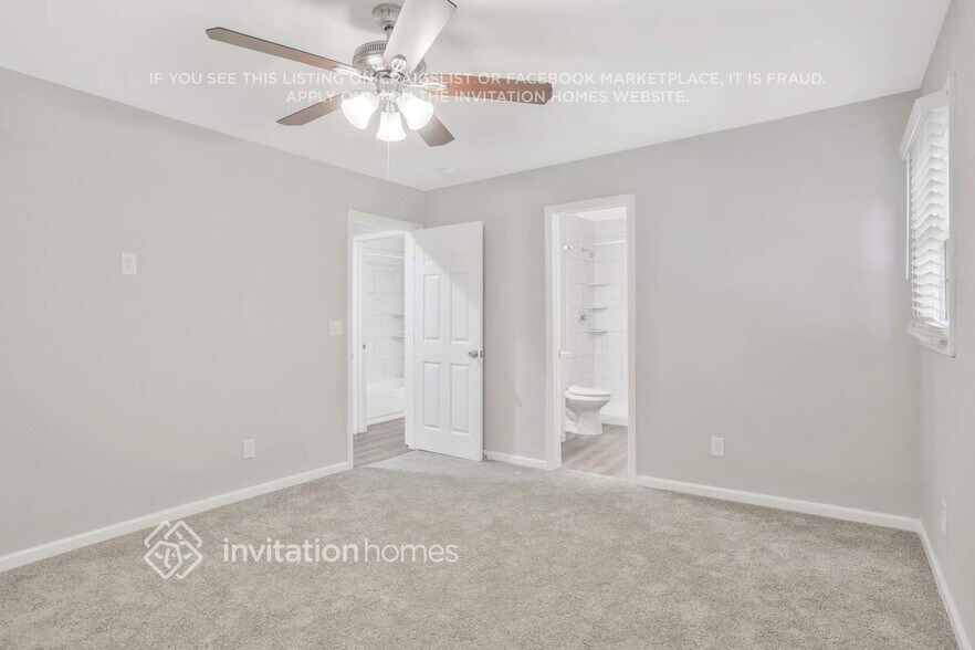 Building Photo - 3049 Larkspur Cir SW