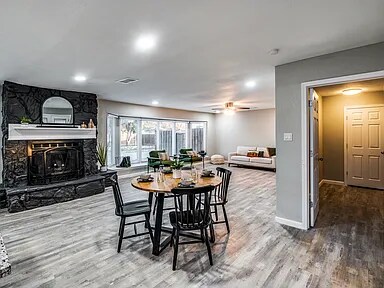 Building Photo - 2976 Sundial Dr