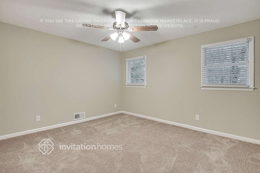 Building Photo - 6236 Shallow Creek Ln