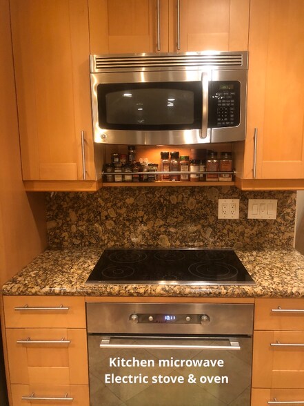 Building Photo - 281 E Surfside Dr