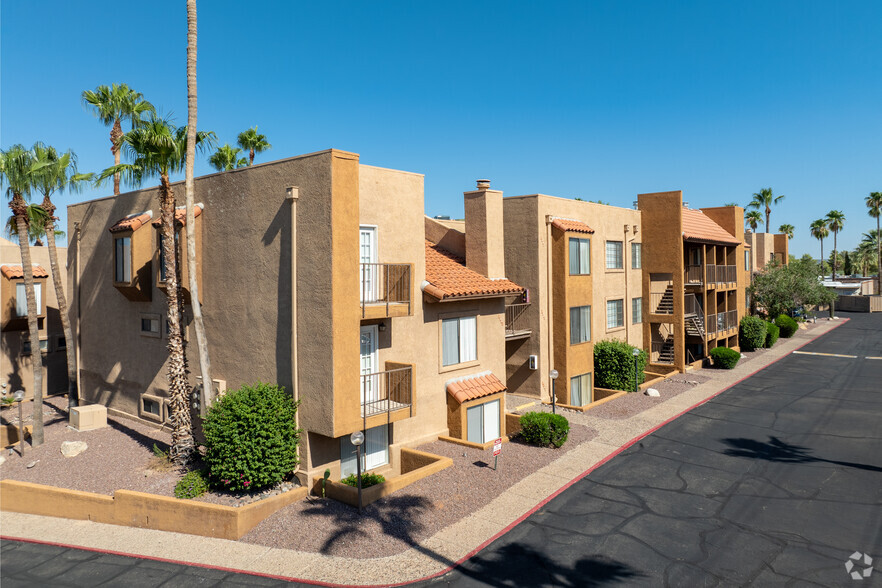 Building Photo - Catalina Crossing Apartments