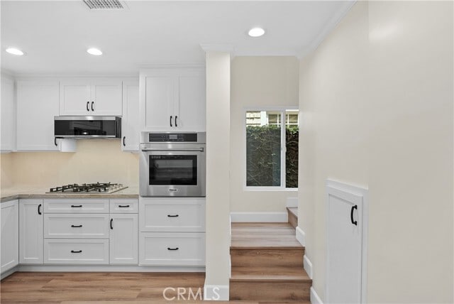 Building Photo - 121 Topaz Ave