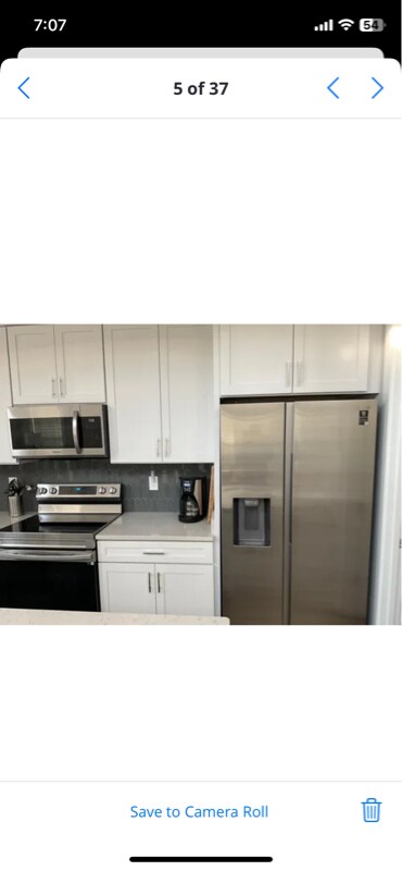 Building Photo - 709 Landing Cir