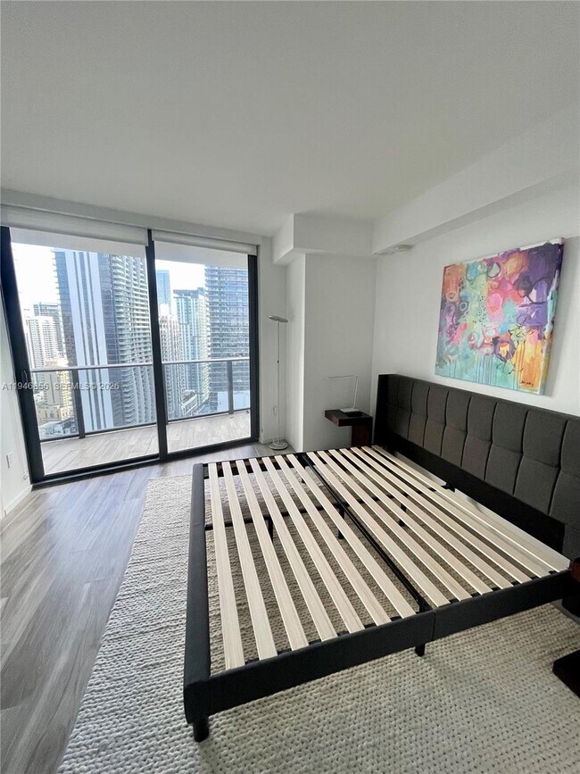 Building Photo - 801 S Miami Ave