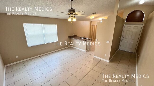 Building Photo - 1107 Isadore Dr