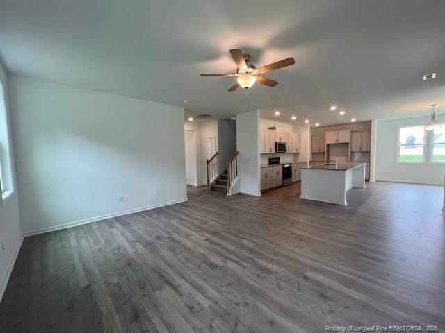 Building Photo - 151 Cahill Ct