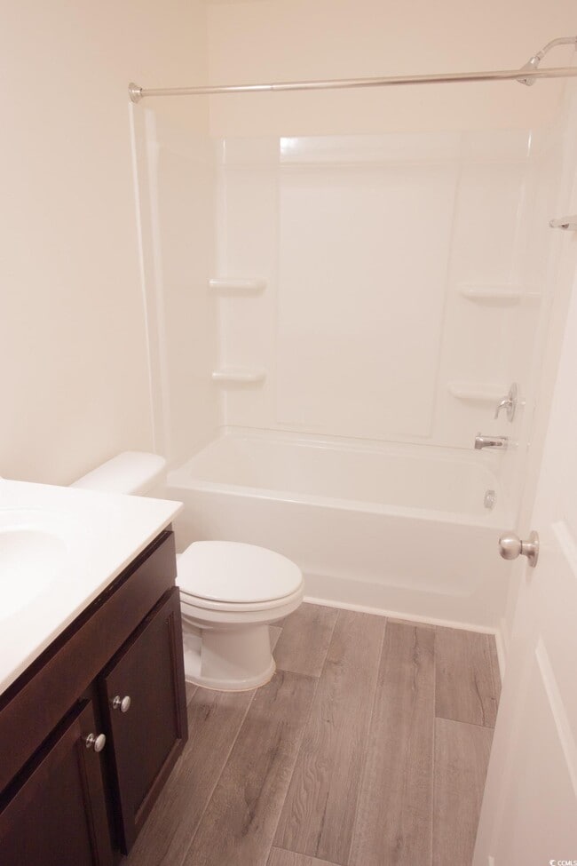 Building Photo - 305 Cherwell ct