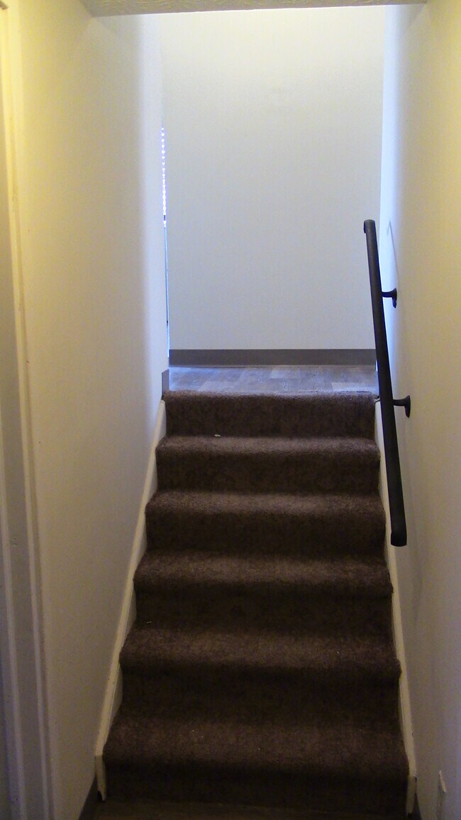 Building Photo - 3089 Hatfield Ct