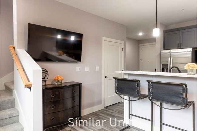 Building Photo - 7 Stickney Ave