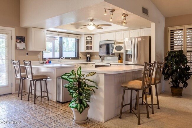 Building Photo - 411 E Marny Rd