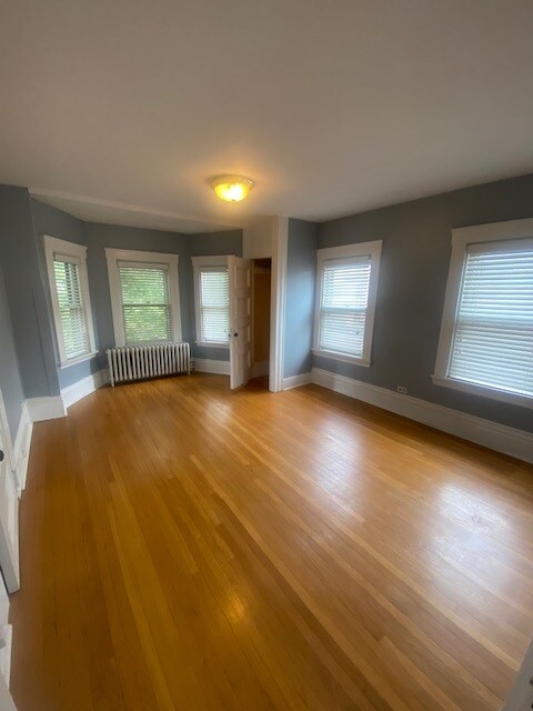 Building Photo - 13 Saint James St