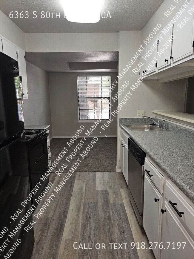 Building Photo - 6363 S 80th E Ave