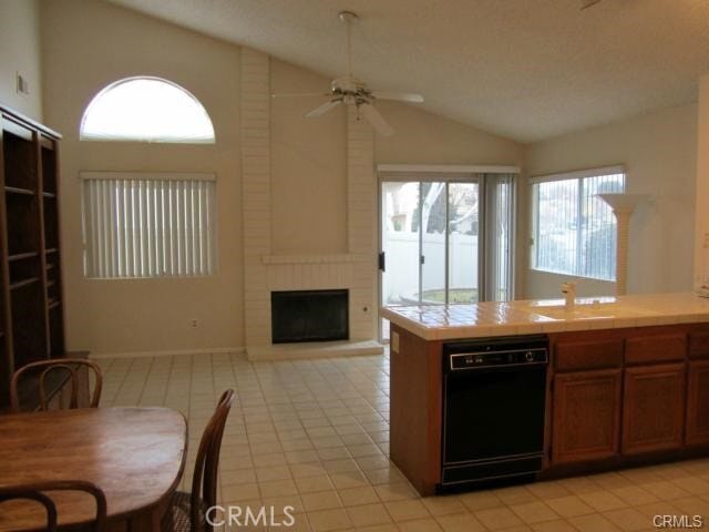 Building Photo - 5062 Riviera Ave