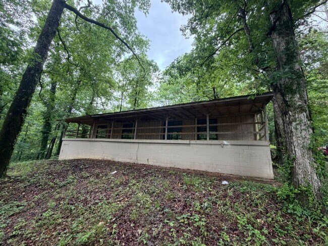 Building Photo - Renovated 3 Bedroom 2 Bath Home for Rent!!