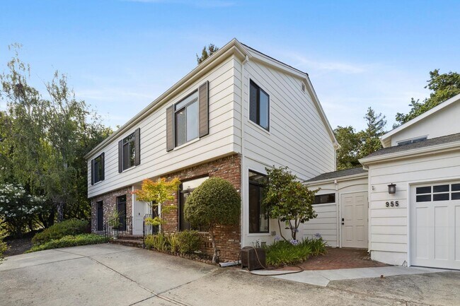 Building Photo - Elegant Two-Story Home with Backyard Oasis...