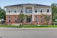 Building Photo - 2839 SW 87th Dr