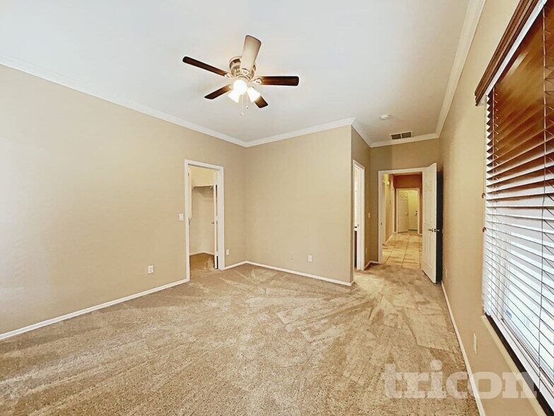 Building Photo - 41303 N Palm Springs Trail