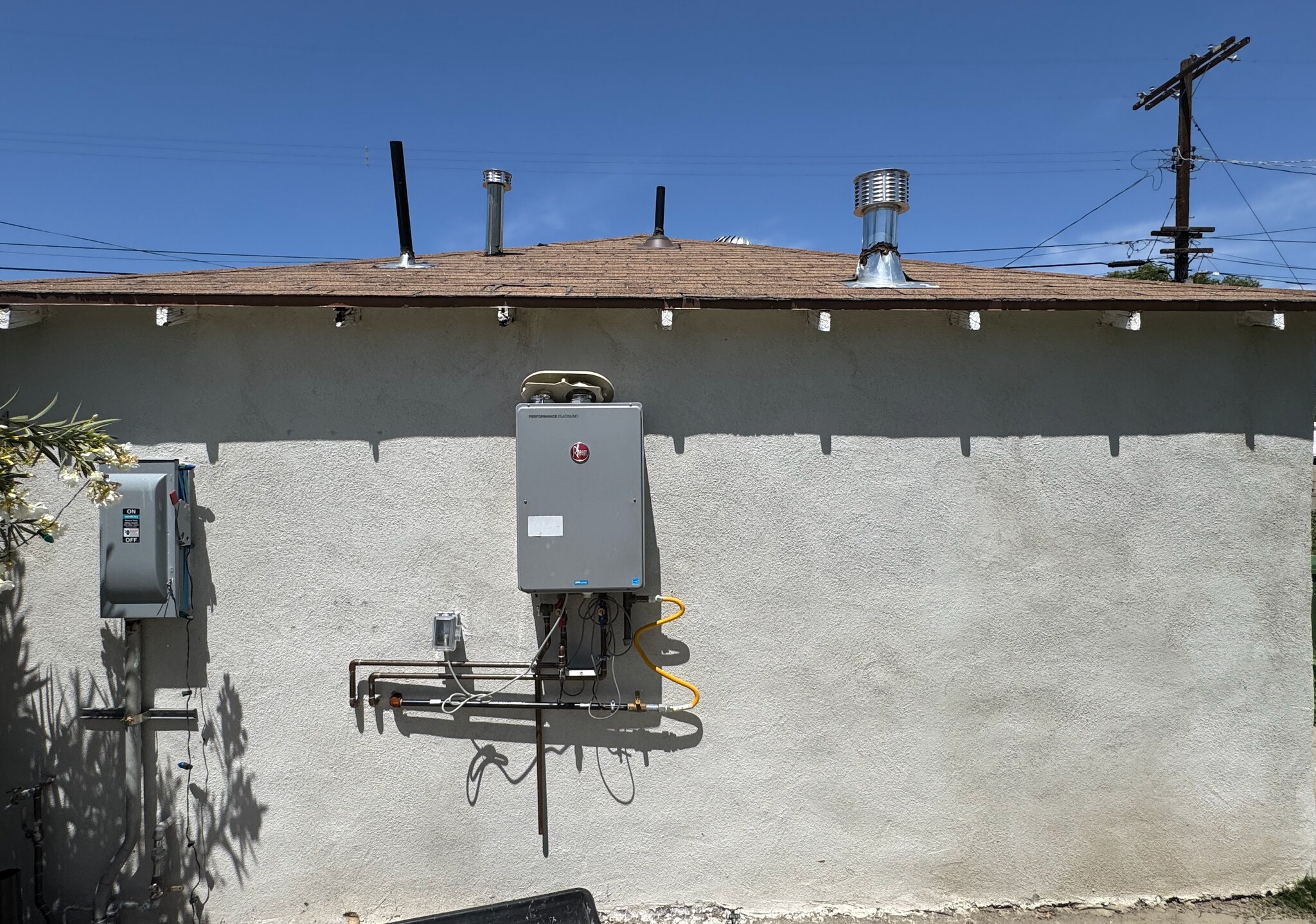 Building Photo - 19339 Vanowen St