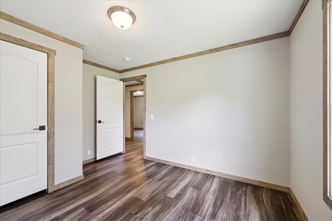 Building Photo - 13585 Mesa Dr