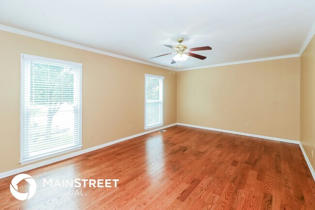 Building Photo - 3414 Velvet Creek Dr SW