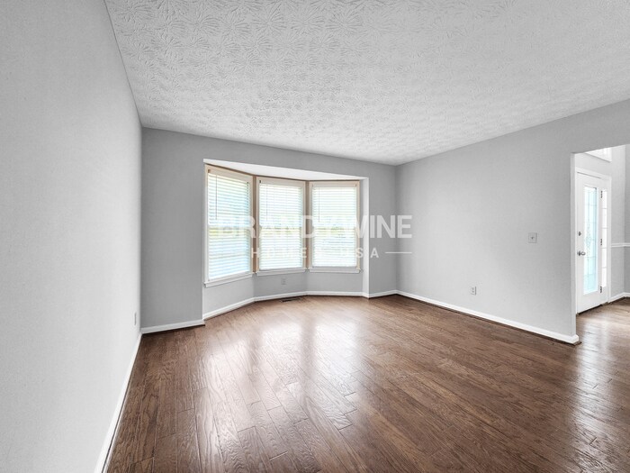 Building Photo - 4902 Fielding Way