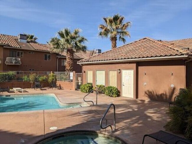 Building Photo - La Venita