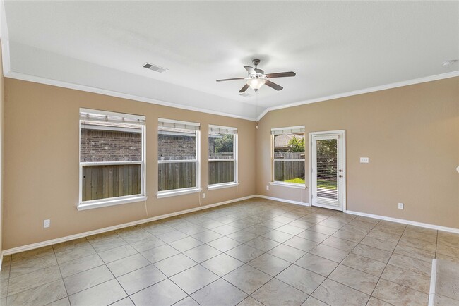 Building Photo - 13814 McKinney Creek Ln