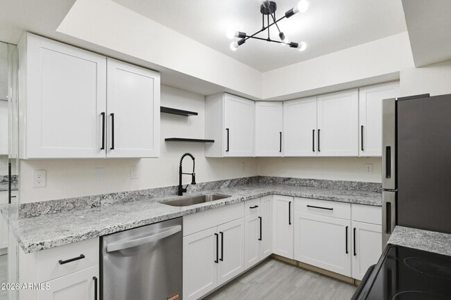 Building Photo - 4444 E Paradise Village Pkwy N