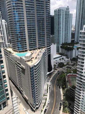 Building Photo - 1155 Brickell Bay Dr