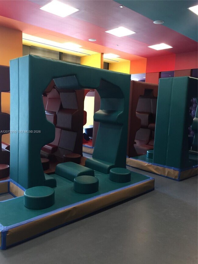 Building Photo - 68 SE 6th St