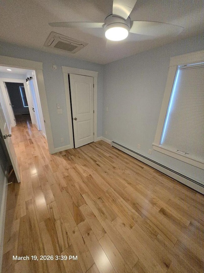 Building Photo - 21 Juniper St