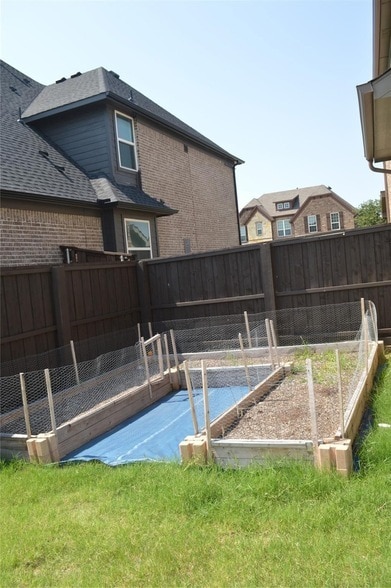 Building Photo - 2721 Hammock Lake Dr