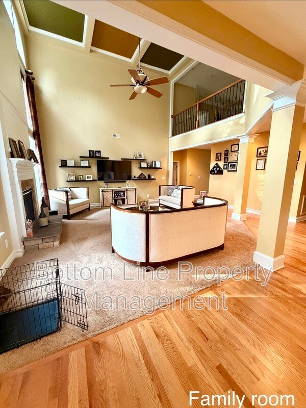 Building Photo - 8045 Talcott Dr