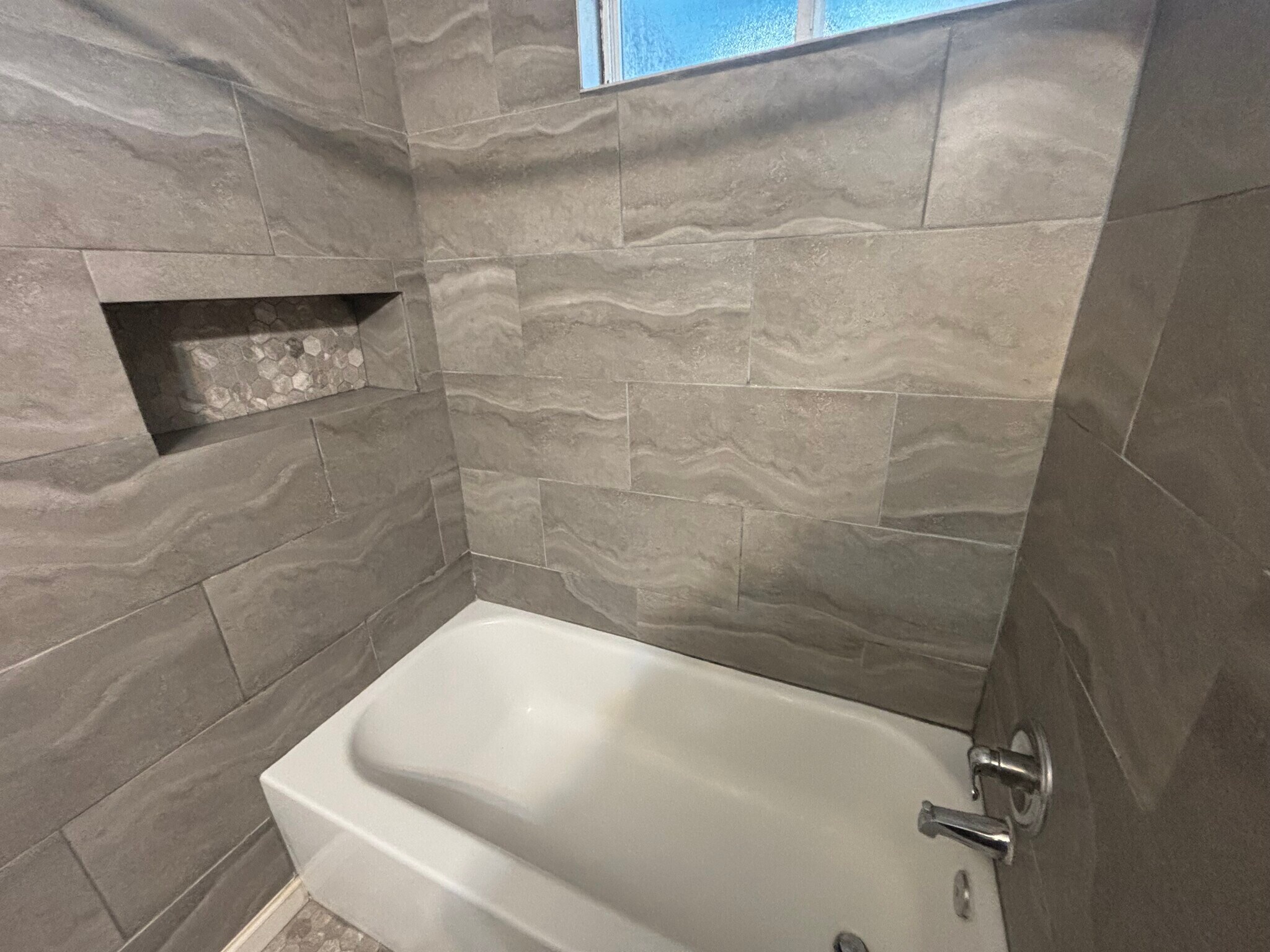 Building Photo - 35 Ashland Ave