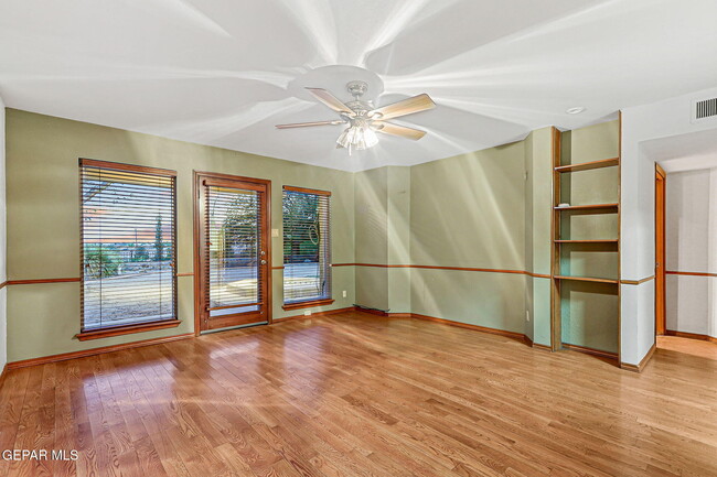 Building Photo - 1433 Belvidere St