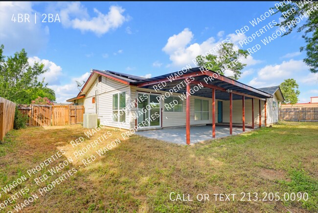 Building Photo - 6602 Spring Brook St