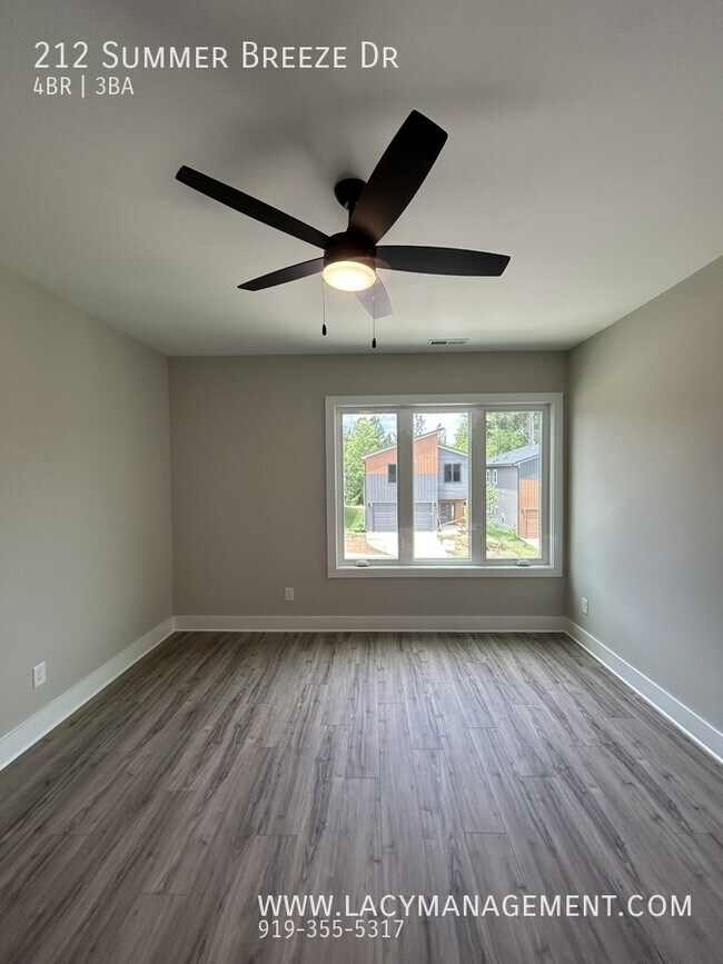 Building Photo - 212 Summer Breeze Dr