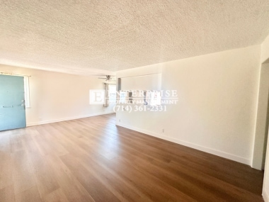 Building Photo - Move-In Ready 3 Bed Home | New Floors, Big...