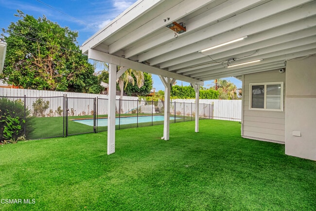 Building Photo - 18343 Bessemer St